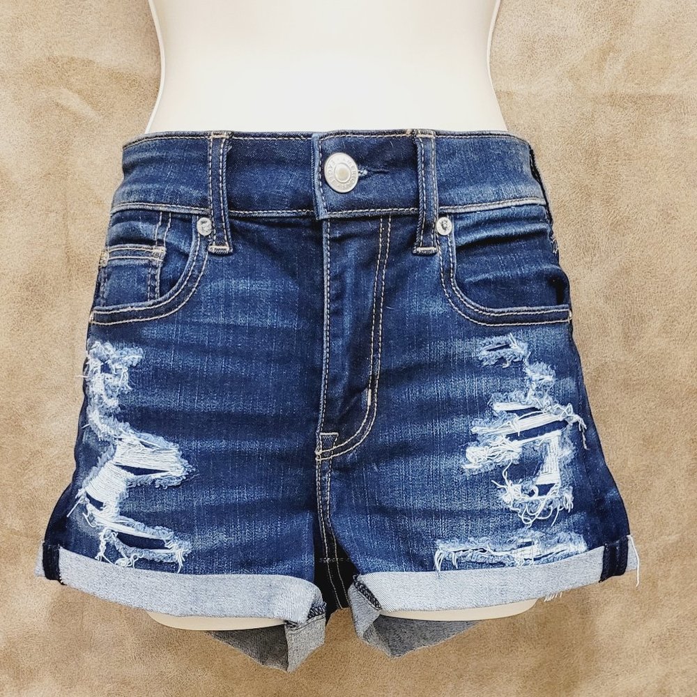 NWT  American Eagle shorts  size  4/27